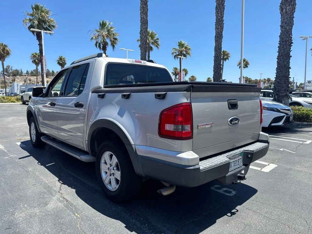Used 2007 Silver Ford XLT image 4