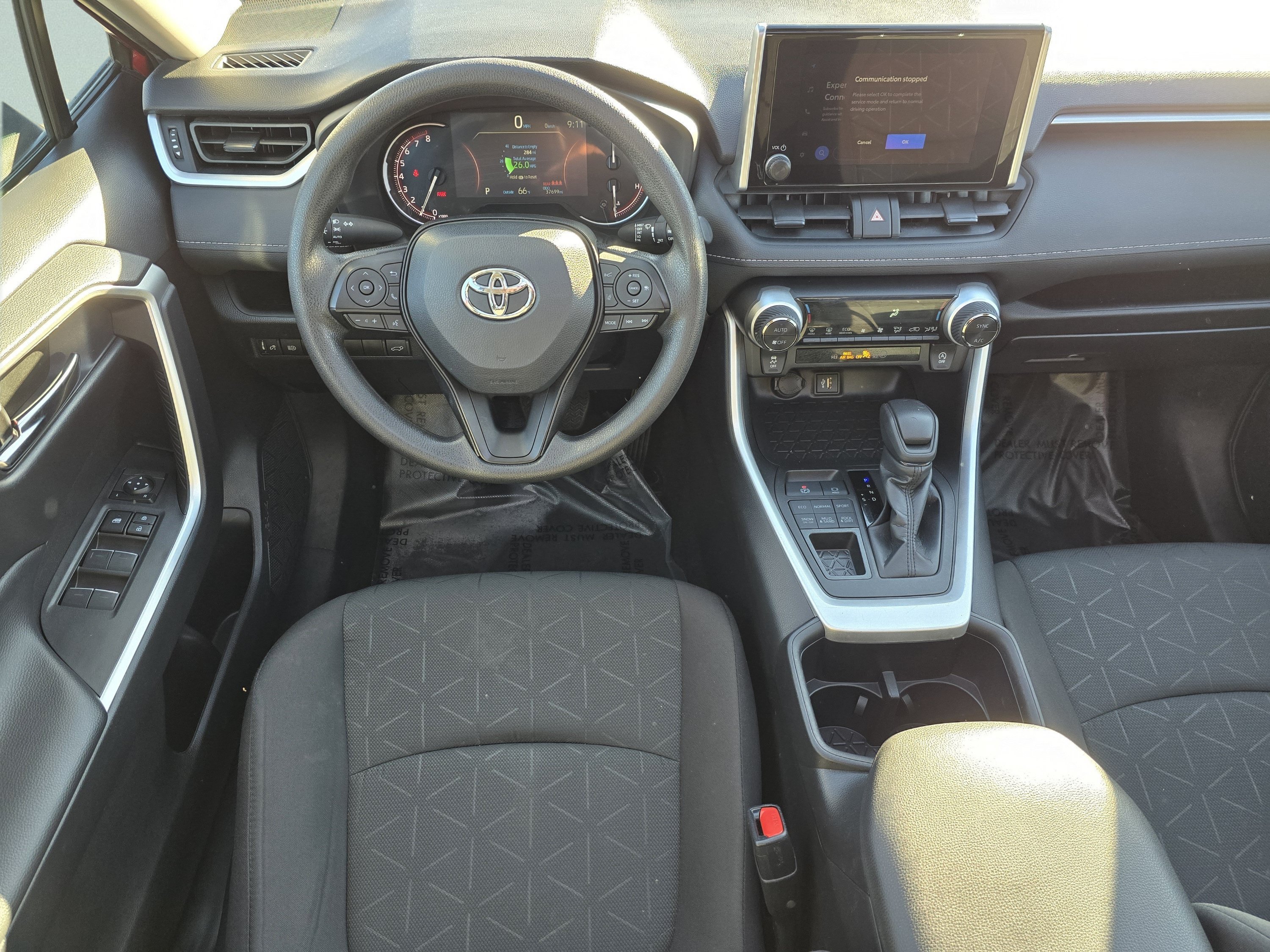 2024 Toyota RAV4 XLE - Photo 31