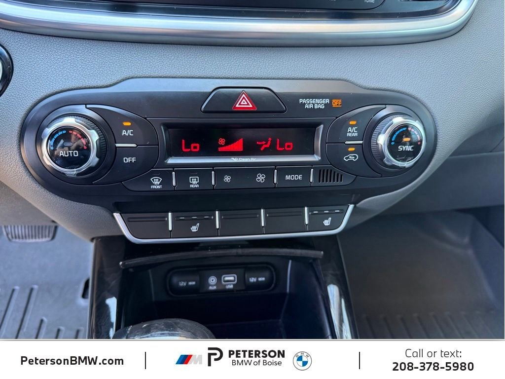 Used 2016 Silver Kia EX image 28