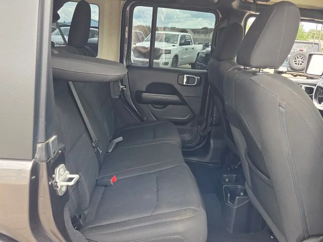 Used 2021 Gray Jeep Unlimited Sahara image 15
