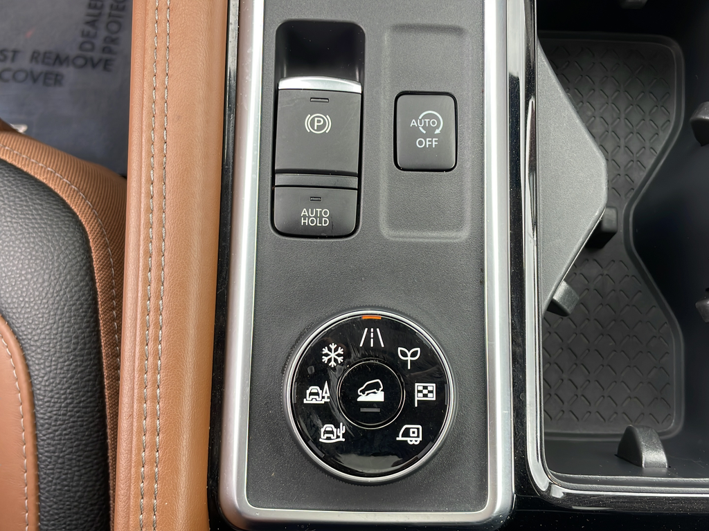 Used 2023 Red Nissan Platinum image 21