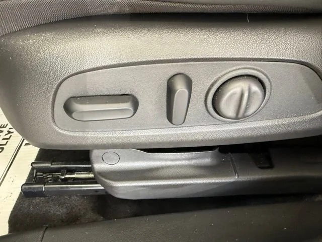 2024 Buick Encore GX Avenir - Photo 18