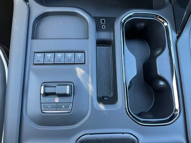 New 2026 Onyx Black GMC AT4X image 33
