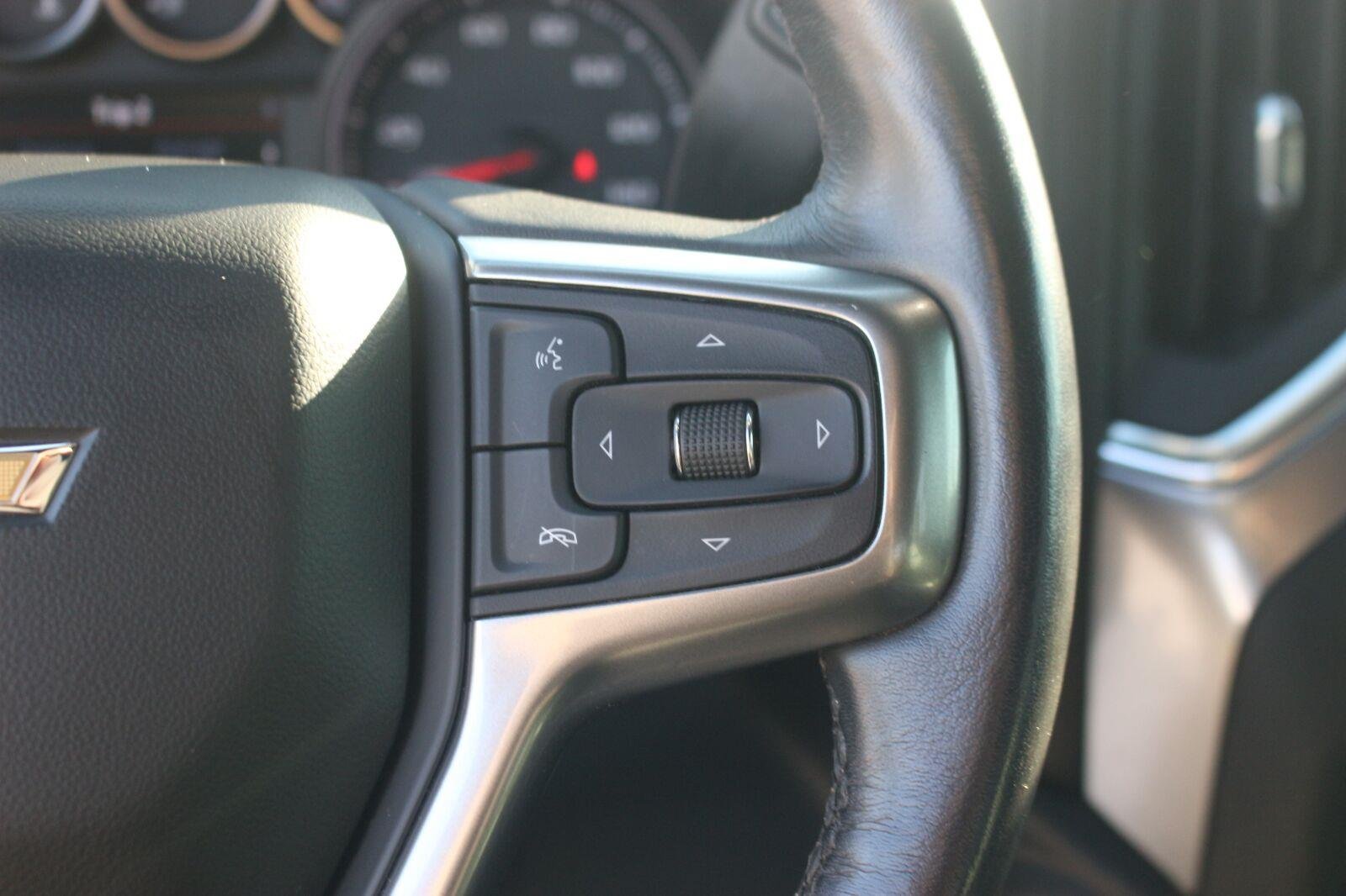 Used 2020 SUMMIT WHITE Chevrolet LTZ image 20