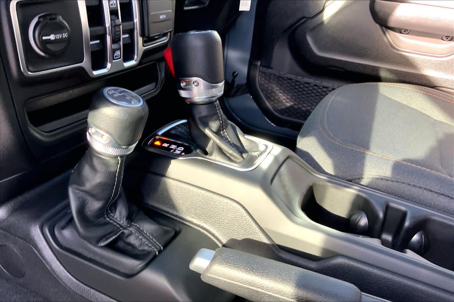 New 2026 Anvil Clearcoat Jeep Sport S image 7