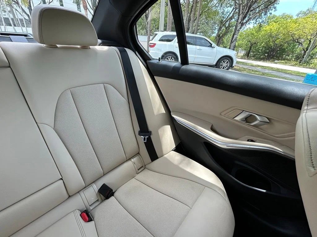 Used 2025 Black BMW 330i image 14