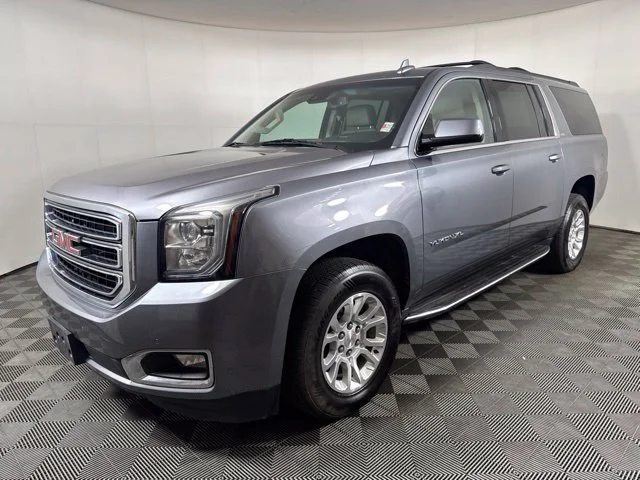 Used 2020 Steel Metallic GMC SLT image 8