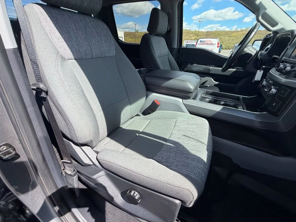 Used 2023 Gray Ford XLT image 38