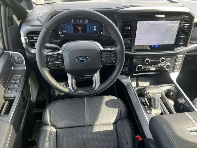 New 2026 Star White Metallic Tri-Coat Ford Platinum image 8