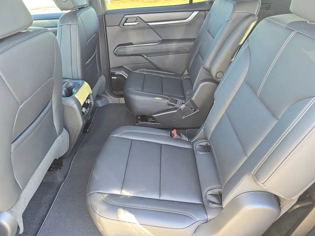 New 2026 Ebony Twilight Metallic GMC Elevation image 15