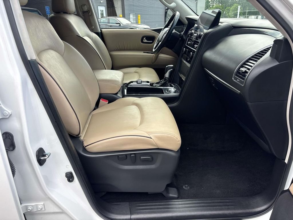 Used 2024 White Nissan SV image 19