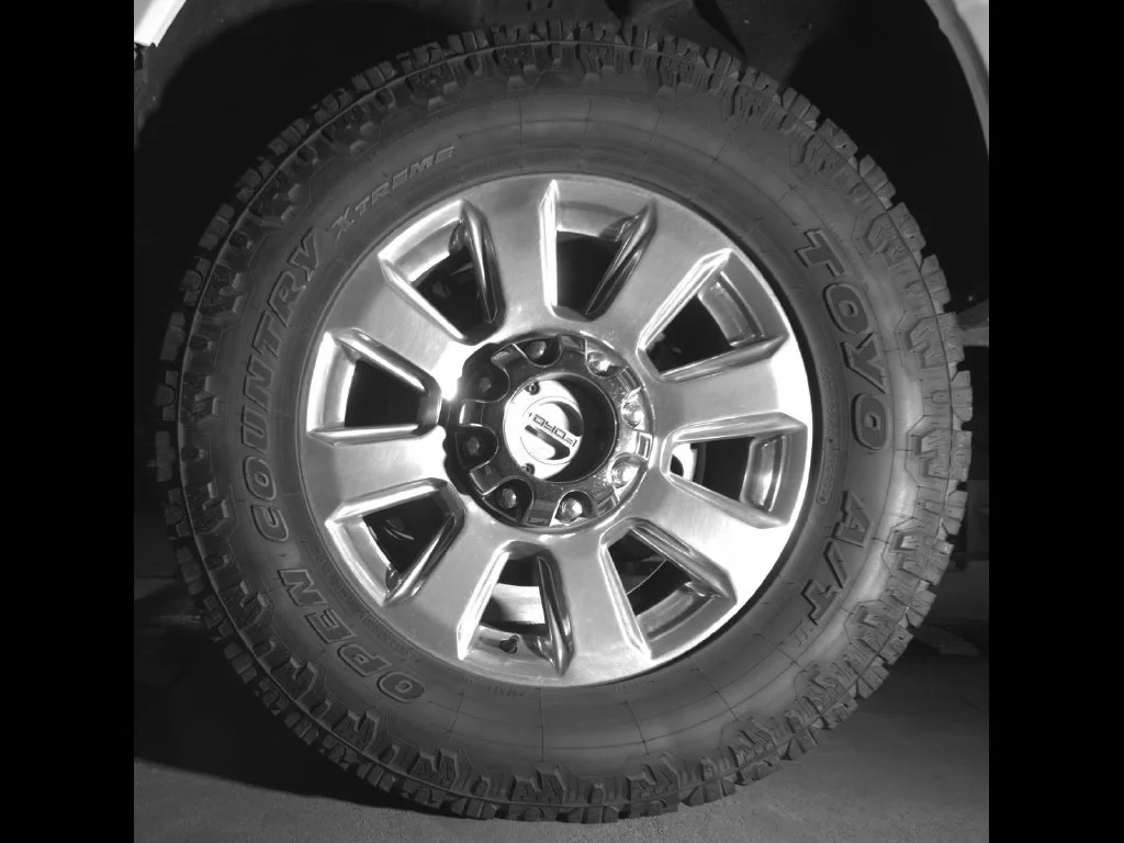 Used 2020 White Ford Platinum image 9