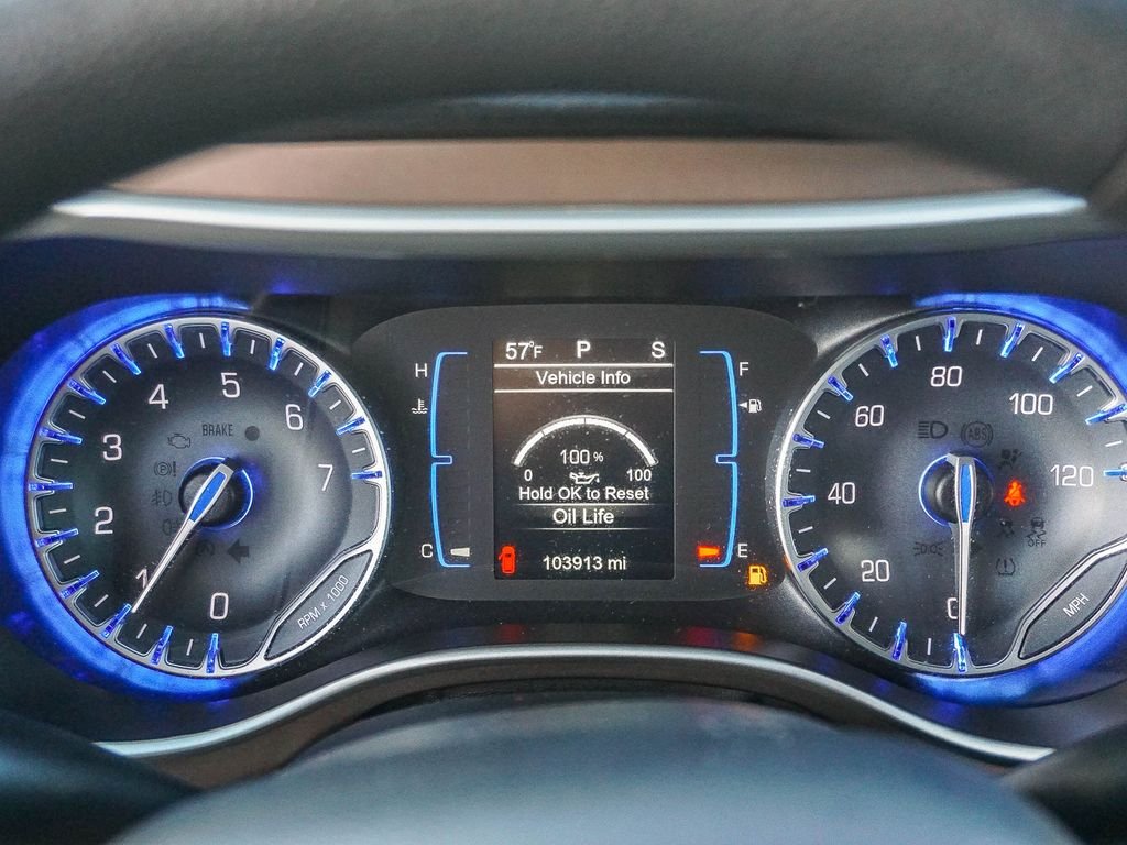 Used 2017 White Chrysler Touring image 22