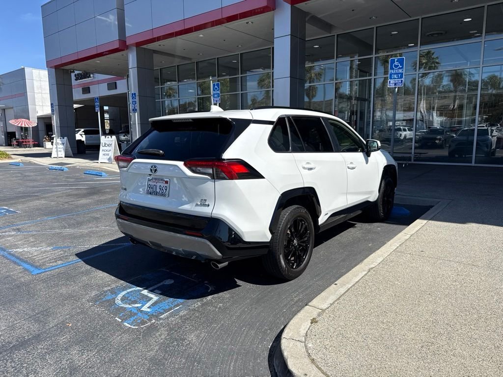 Used 2023 White Toyota SE image 3