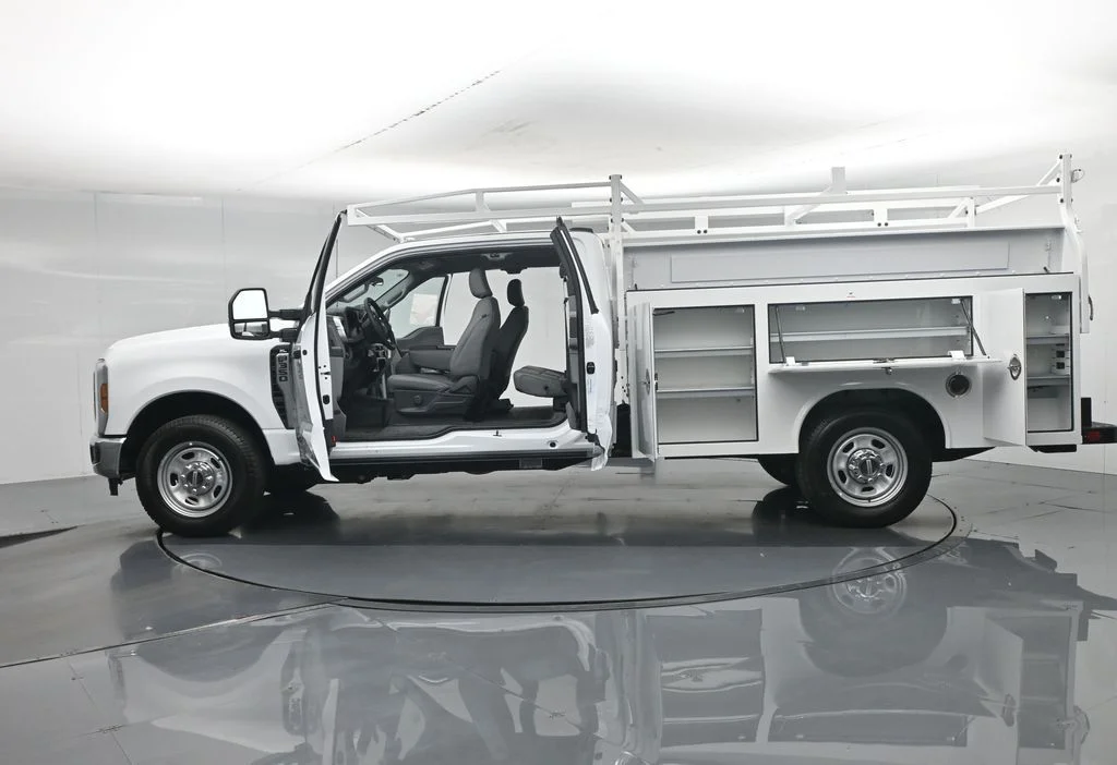 New 2026 White Ford XL image 40