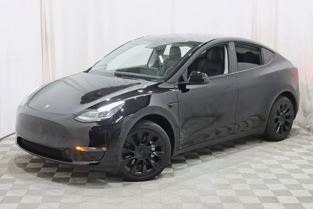 Used 2022 Black Tesla Long Range image 8