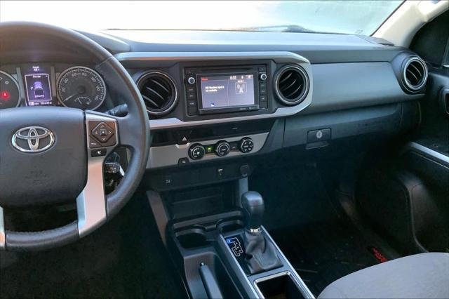 Certified Used 2017 SUPER WHITE Toyota  image 7