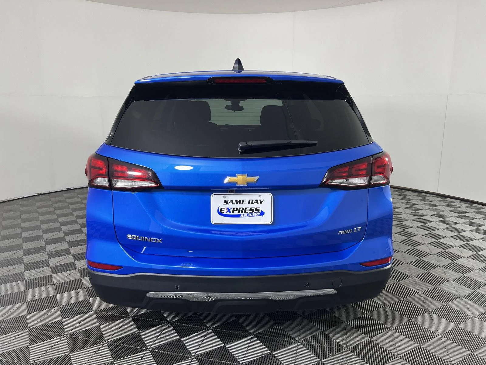 Used 2024 Riptide Blue Metallic Chevrolet LT image 25