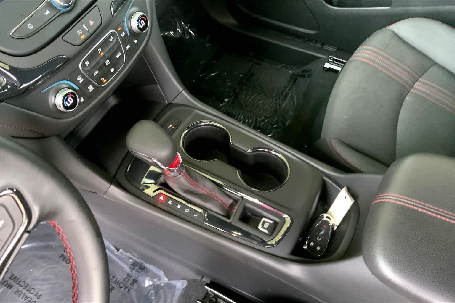 Used 2023 Summit White Chevrolet RS image 16