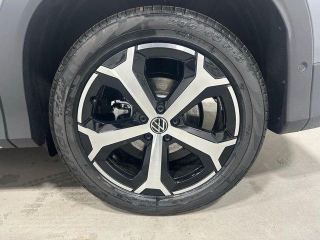 New 2026 Gray Volkswagen 2.0T SE image 20