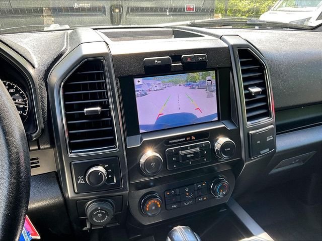 Used 2019 Black Ford XLT image 27