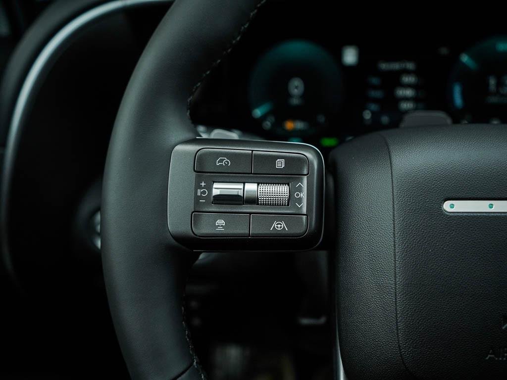 New 2026 Creamy White Pearl Hyundai SEL Premium 8P AWD image 48