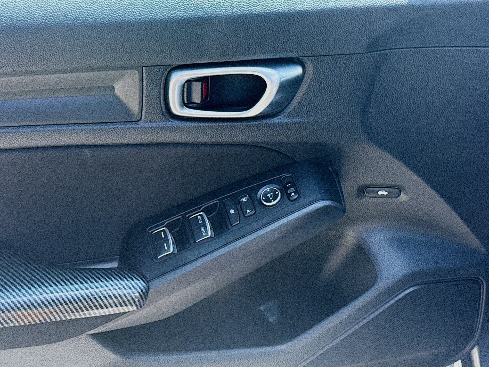 2024 Honda Civic Sport - Photo 16