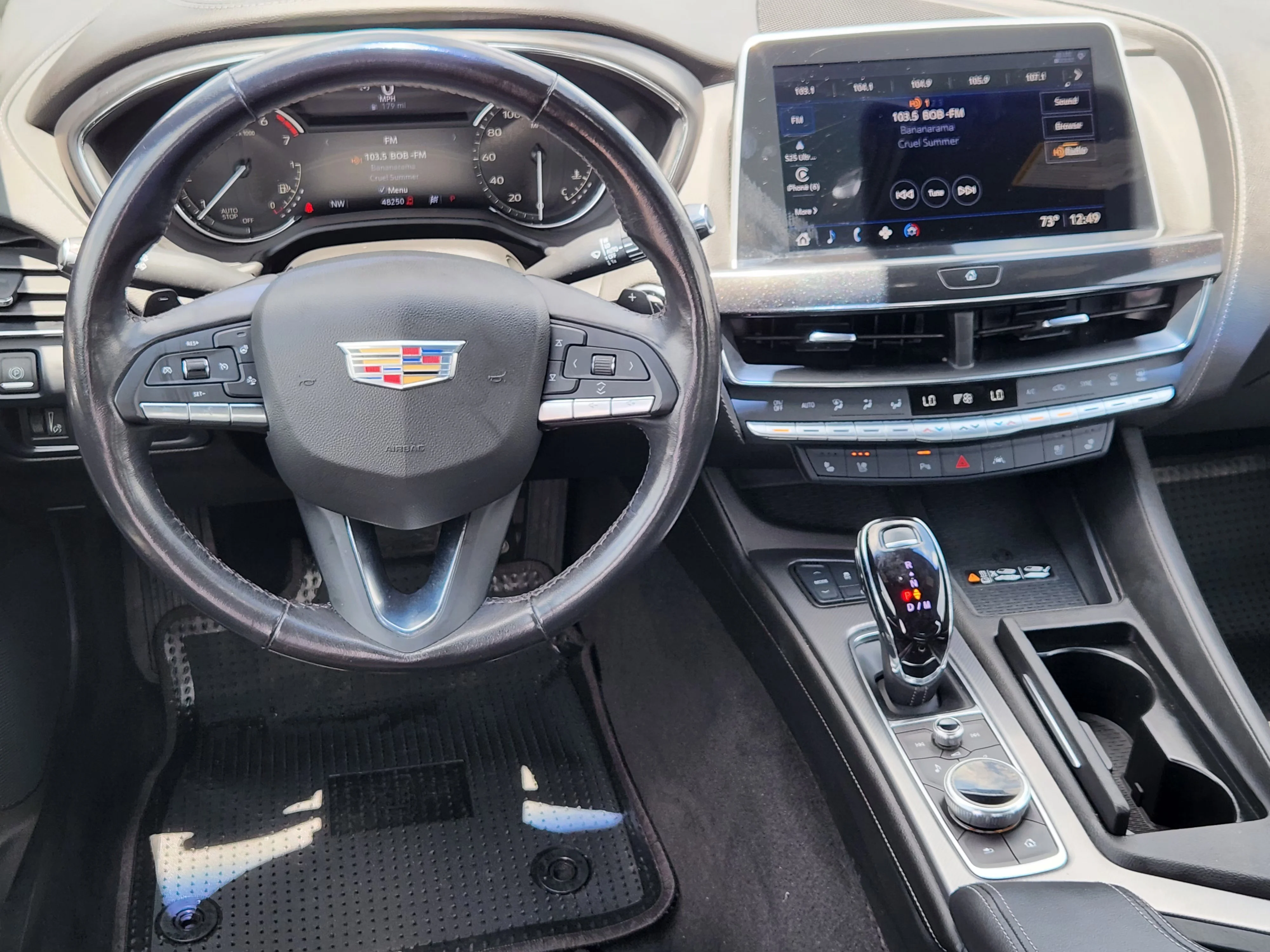 Used 2024 Argent Silver Metallic Cadillac Premium Luxury image 28