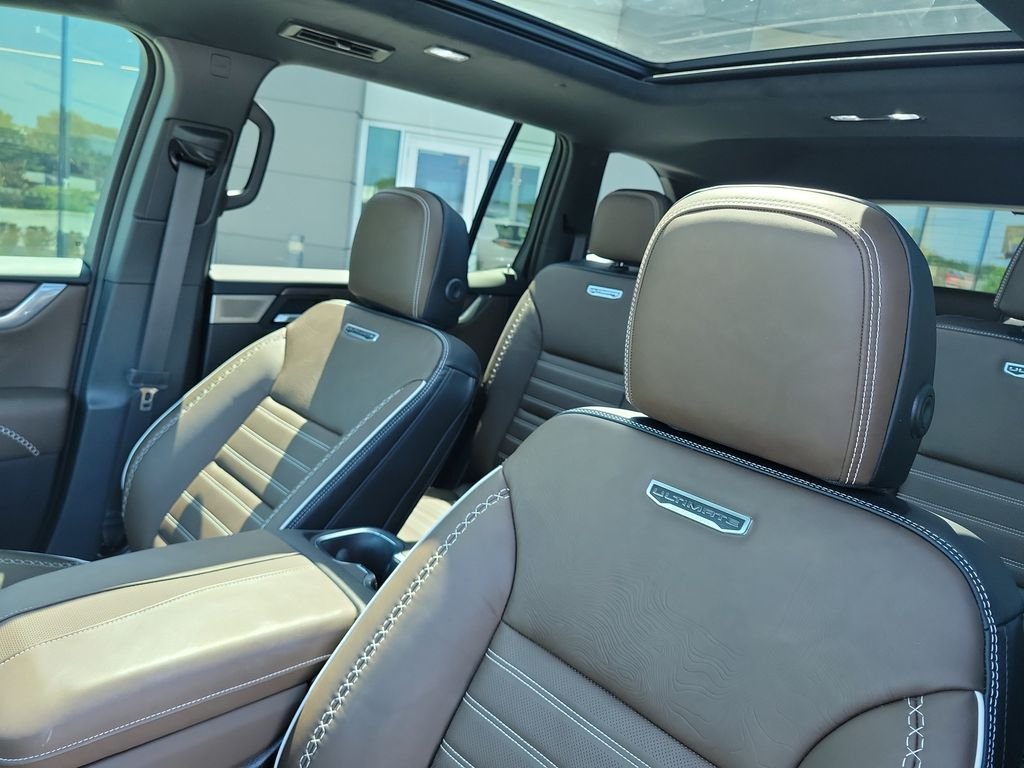 Used 2026 White GMC Denali Ultimate image 26
