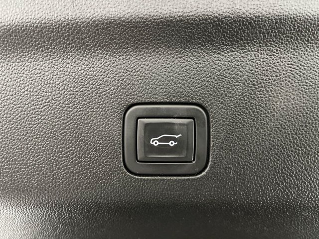 Used 2024 Onyx Black GMC Denali image 35