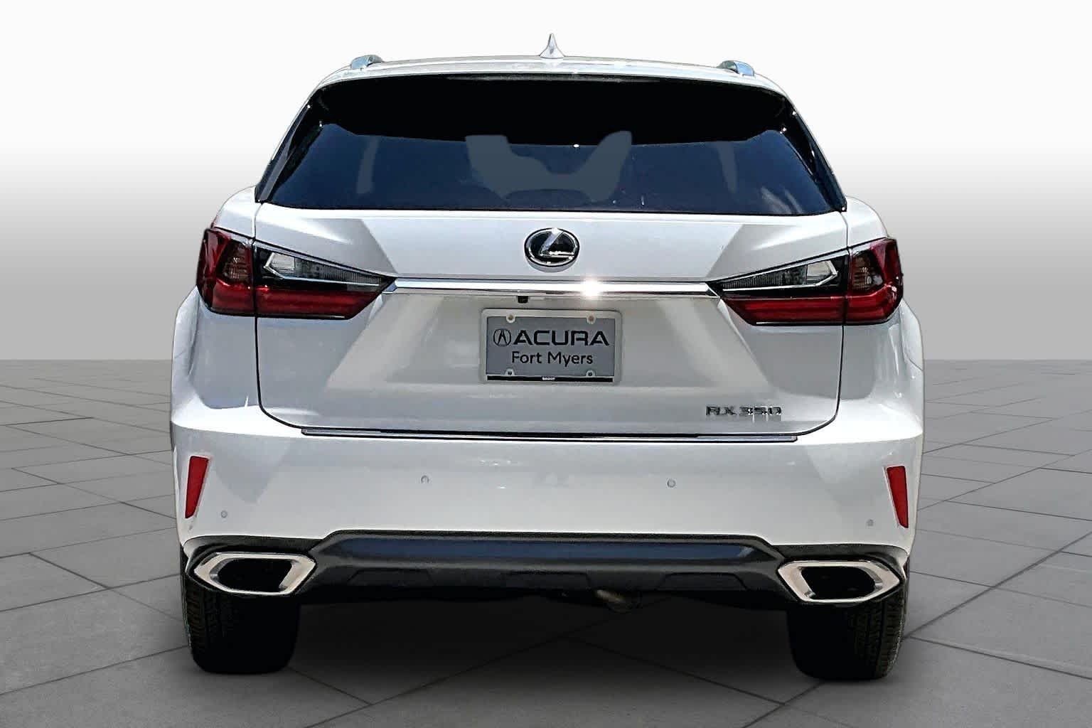 Used 2018 Eminent White Pearl Lexus  image 5
