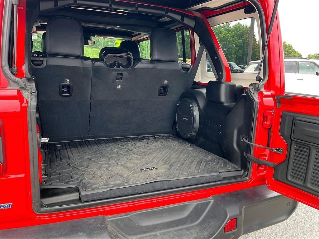 Used 2025 Firecracker Red Clearcoat Jeep Sahara image 35
