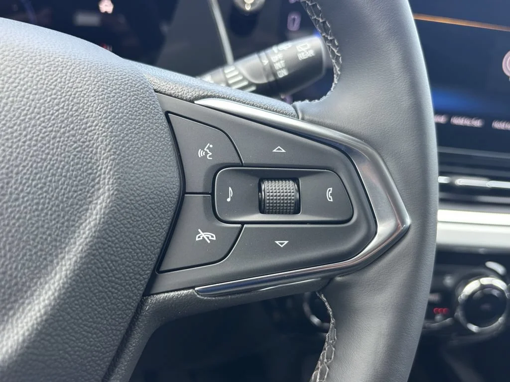 New 2026 Mosaic Black Metallic Chevrolet LT image 23