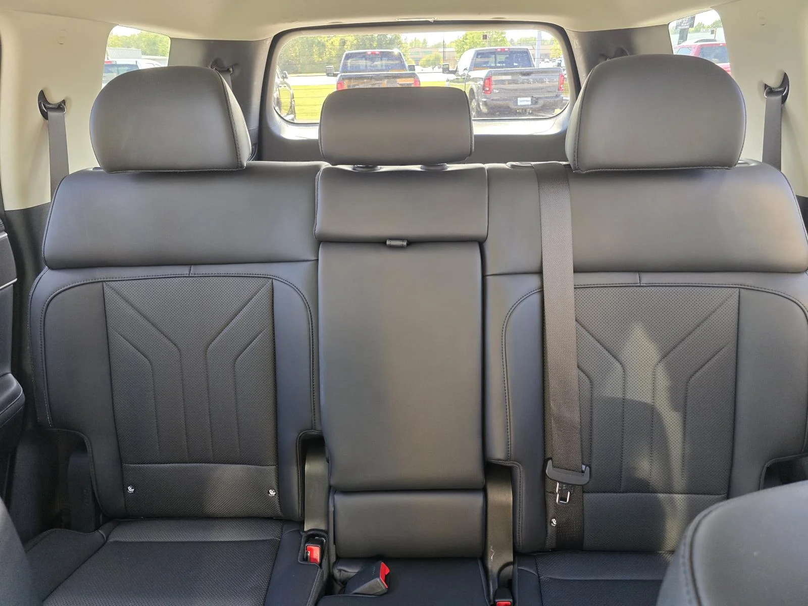 Used 2024 Earthy Brass Matte Hyundai XRT image 18