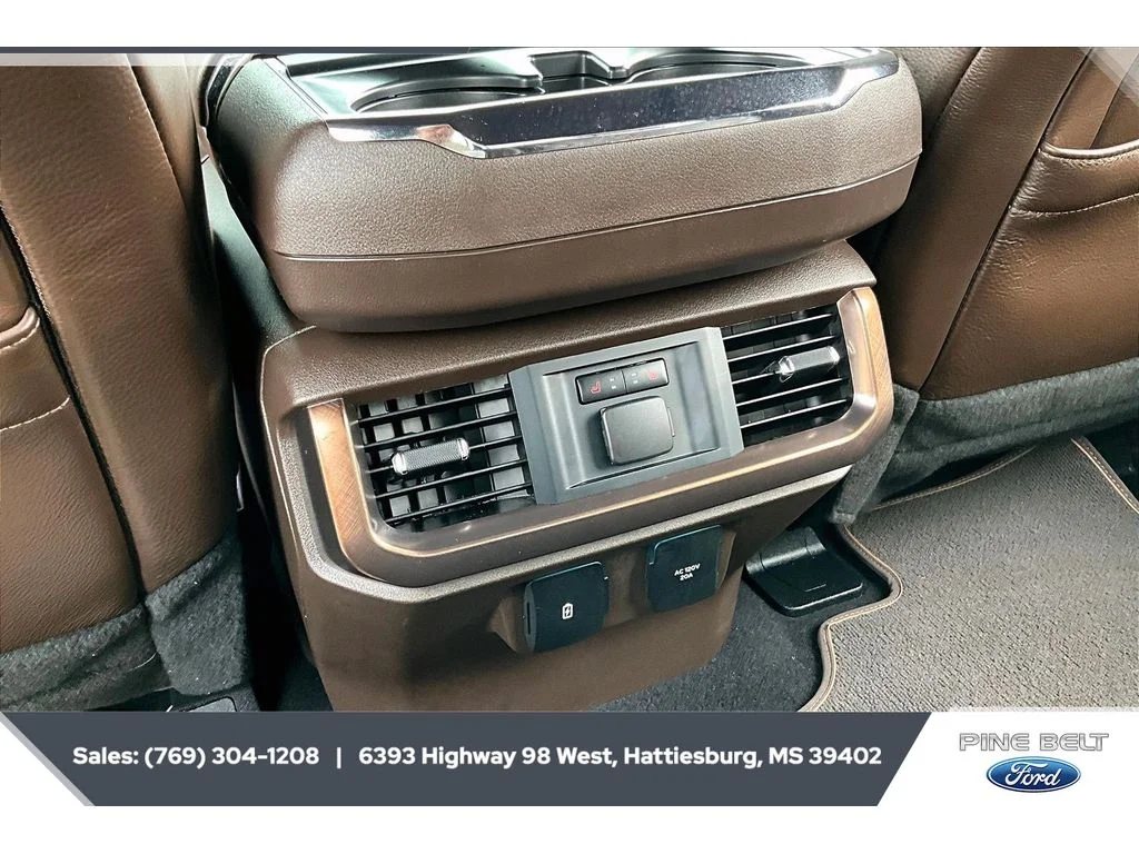 Used 2025 Star White Metallic Tri-Coat Ford King Ranch image 25