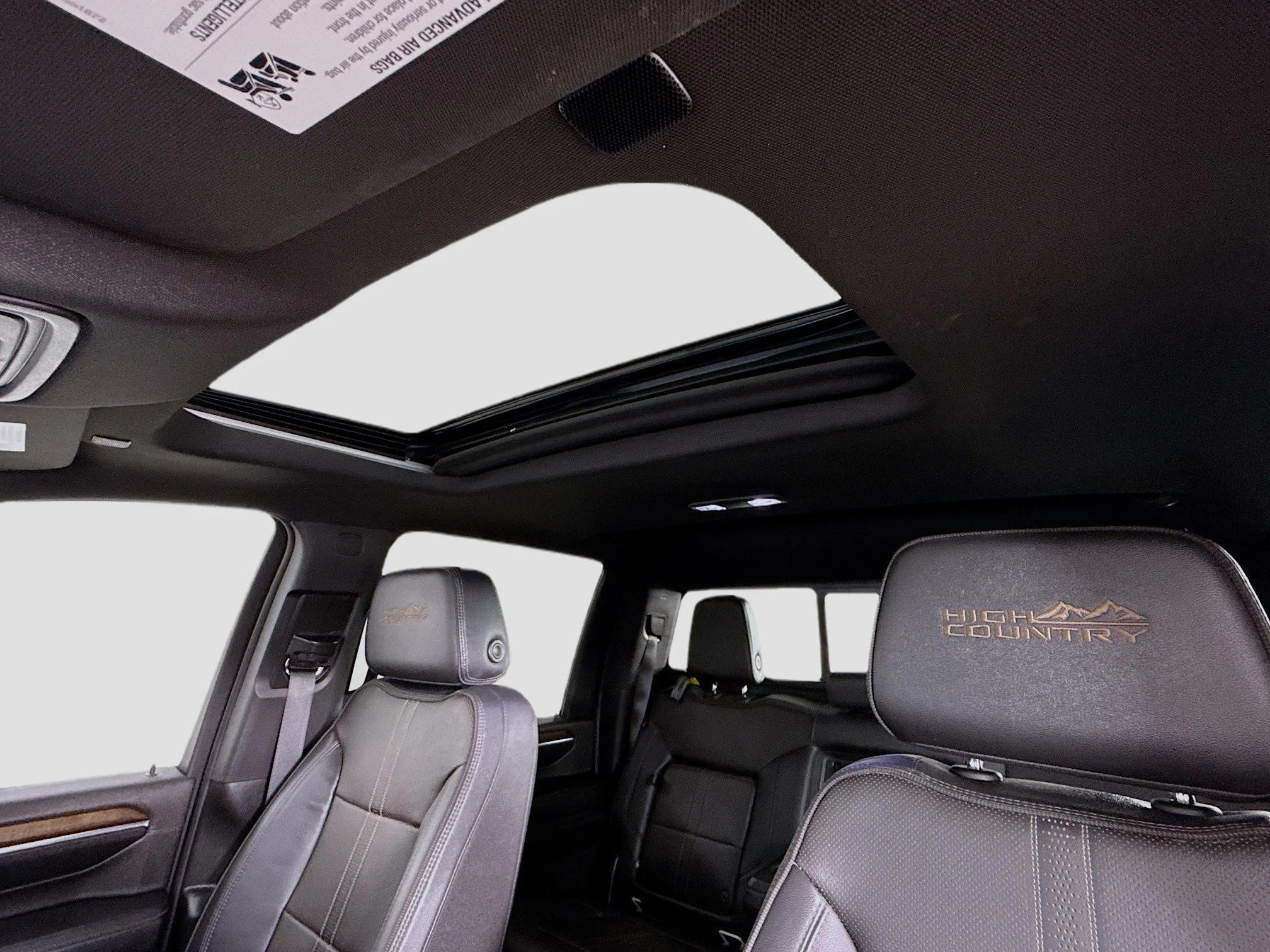 Used 2024 Iridescent Pearl Tricoat Chevrolet High Country DRW image 25