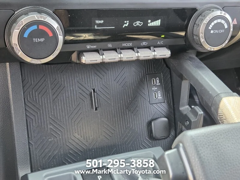 Used 2024 Ice TOYOTA SR5 DOUBLE CAB 5