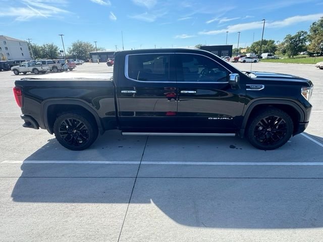 Used 2019 Black GMC Denali image 3