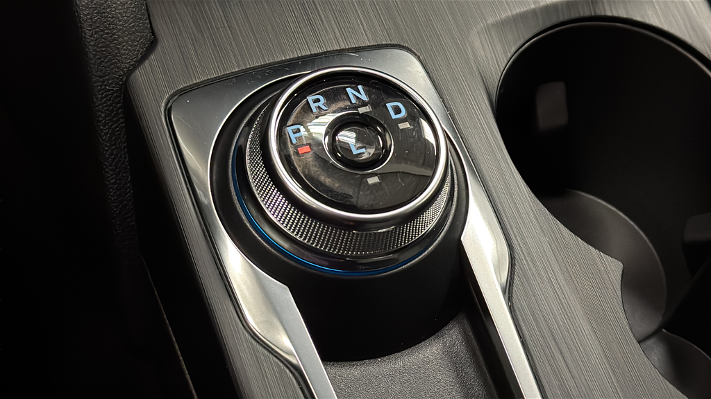 Used 2024 Agate Black Metallic Ford Active image 19