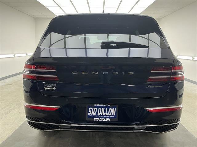 Used 2025 Capri Blue Genesis 3.5T Prestige image 5