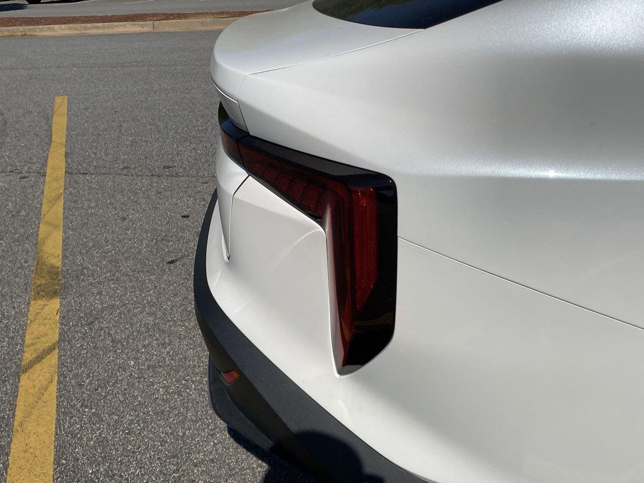New 2026 Snow White Pearl Kia LXS image 11