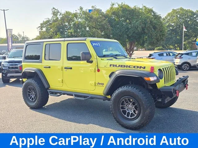 Used 2023  Jeep Rubicon image 2