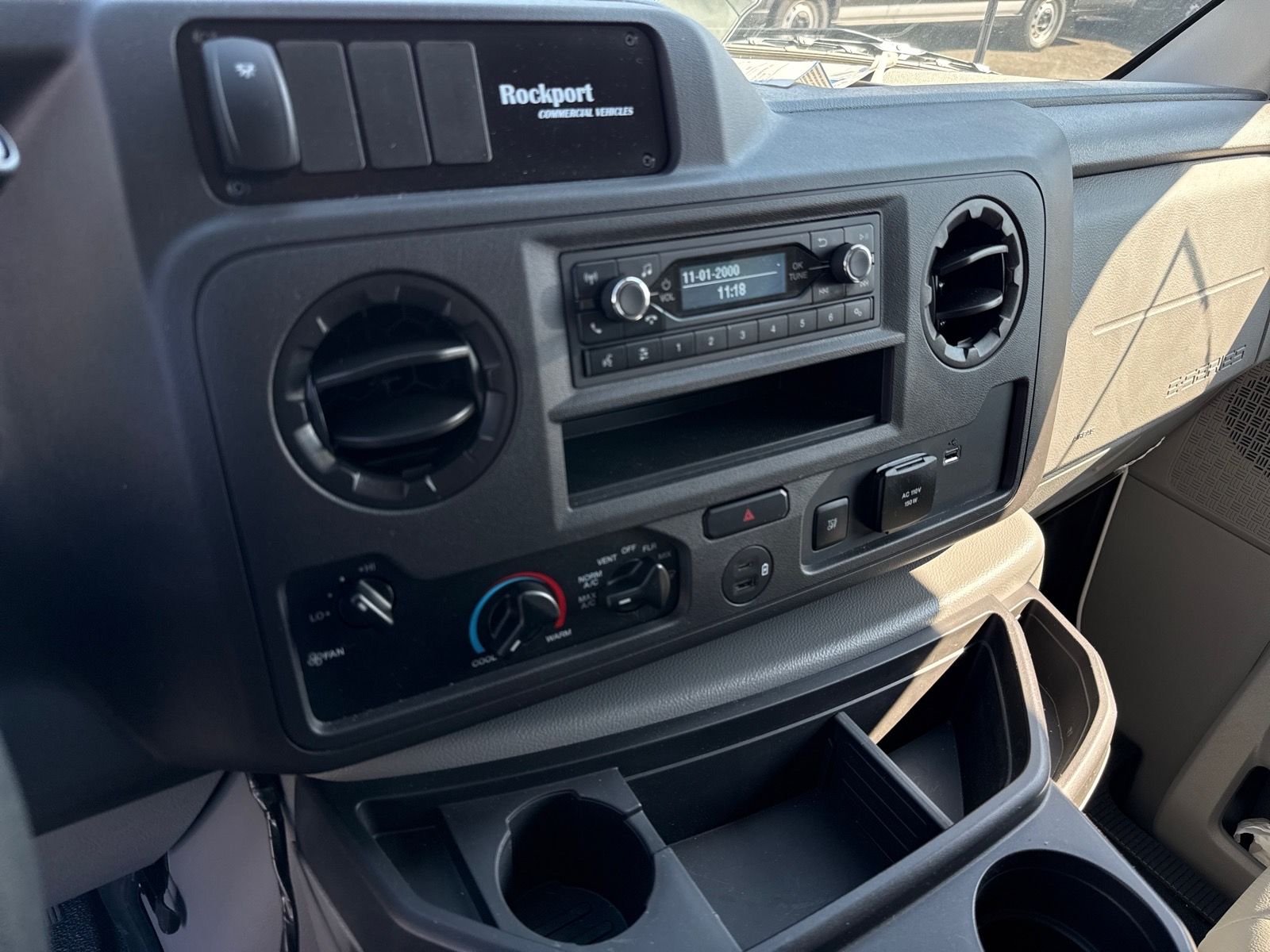 New 2026 Oxford White Ford E-450 DRW image 14