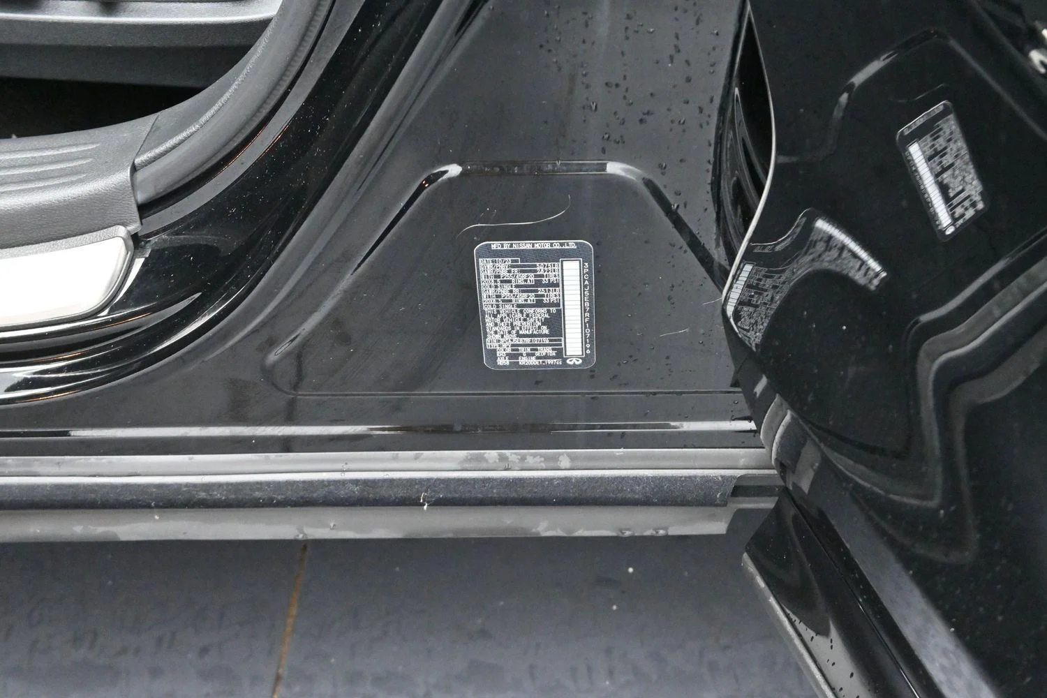 Used 2024 Black Obsidian INFINITI SENSORY image 42