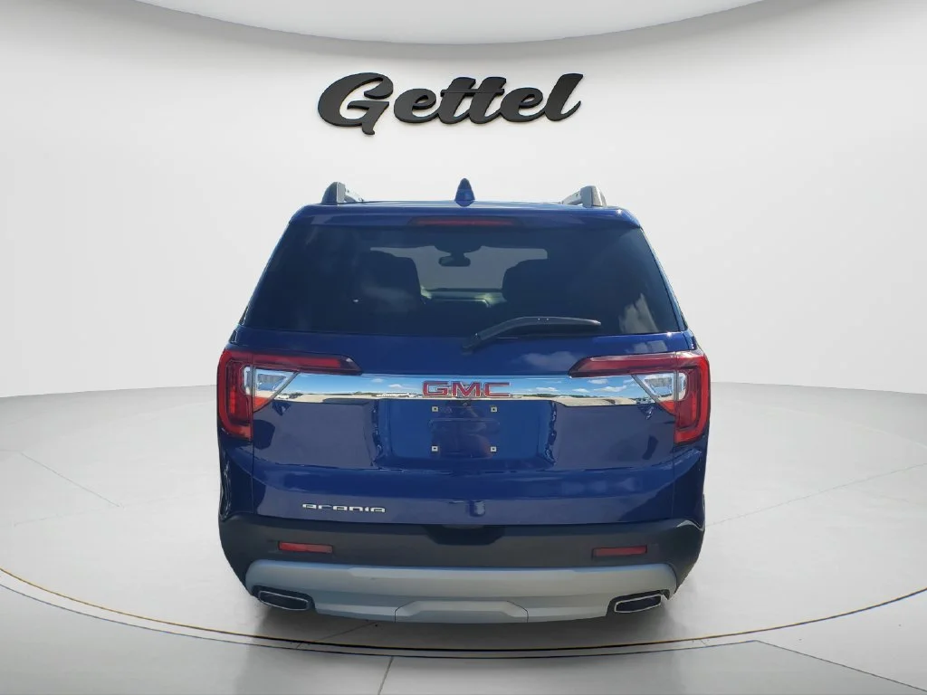 Used 2023 ULTRA BLUE METALLIC GMC SLT image 4
