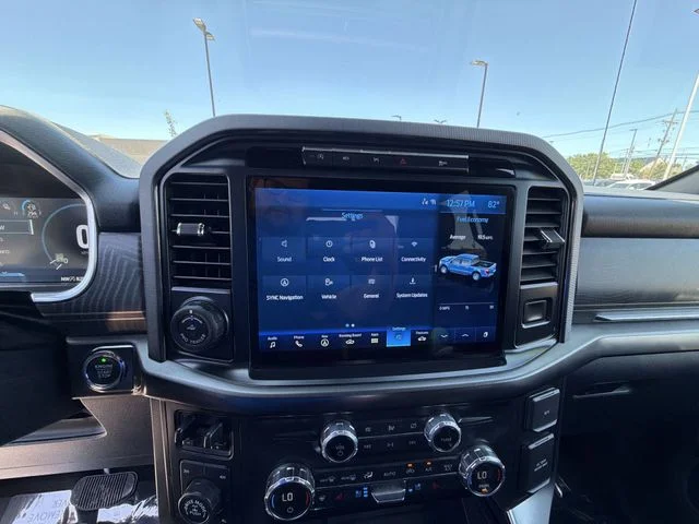 Used 2021 White Ford  image 16