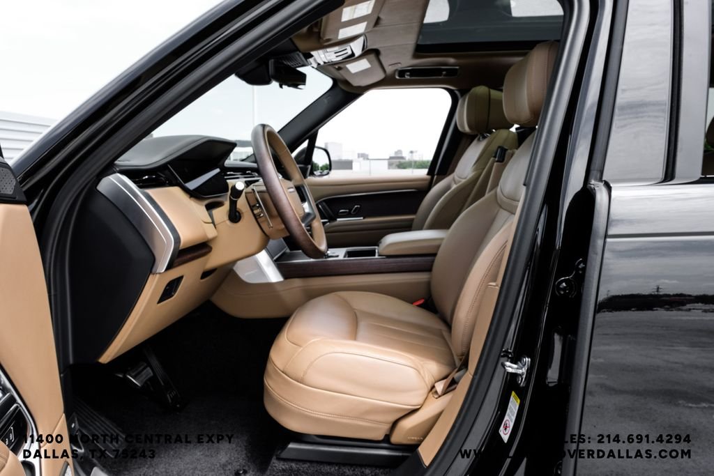 Used 2024 Black Land Rover Autobiography image 35