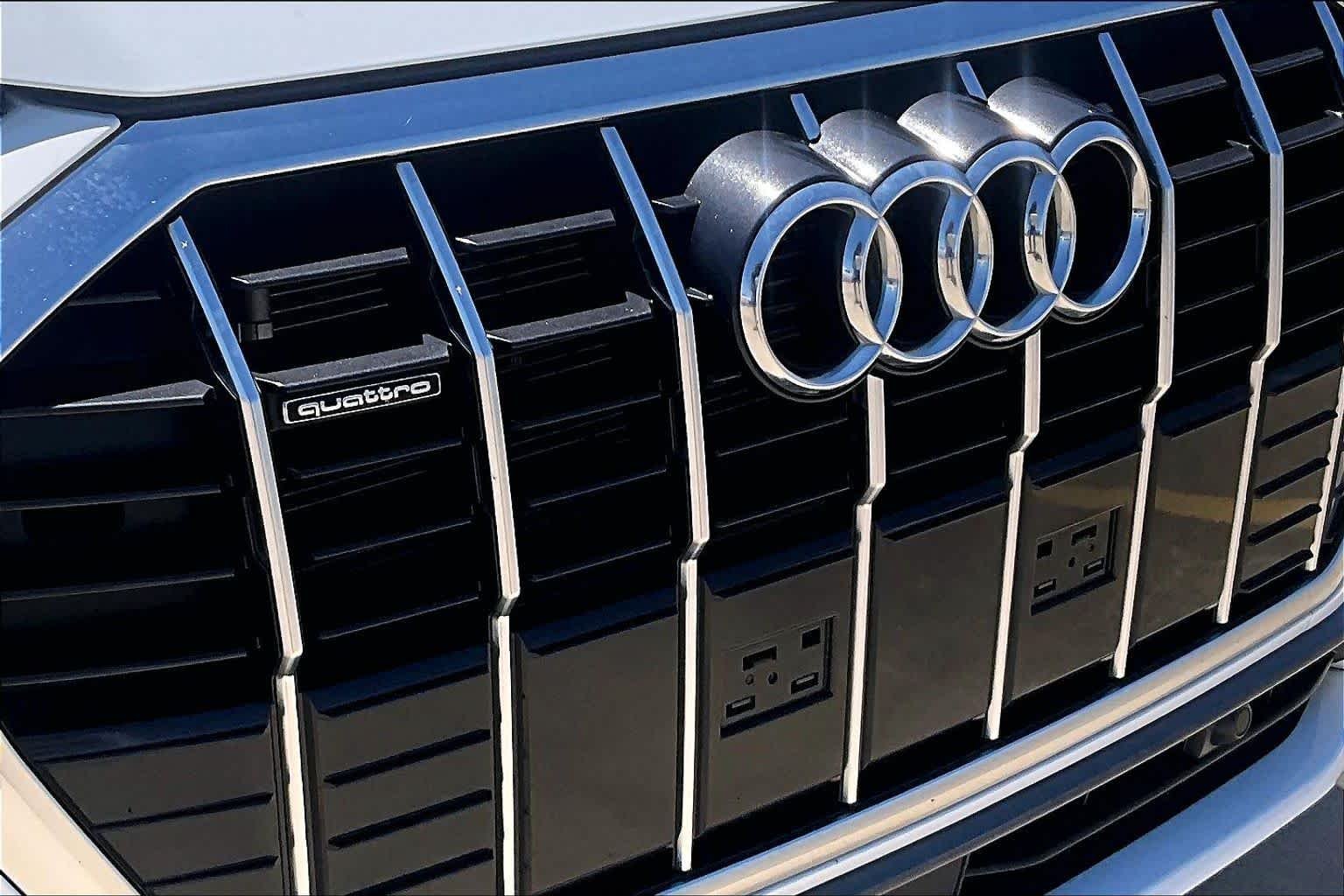 Used 2025 Arkona White Audi S line Premium image 30