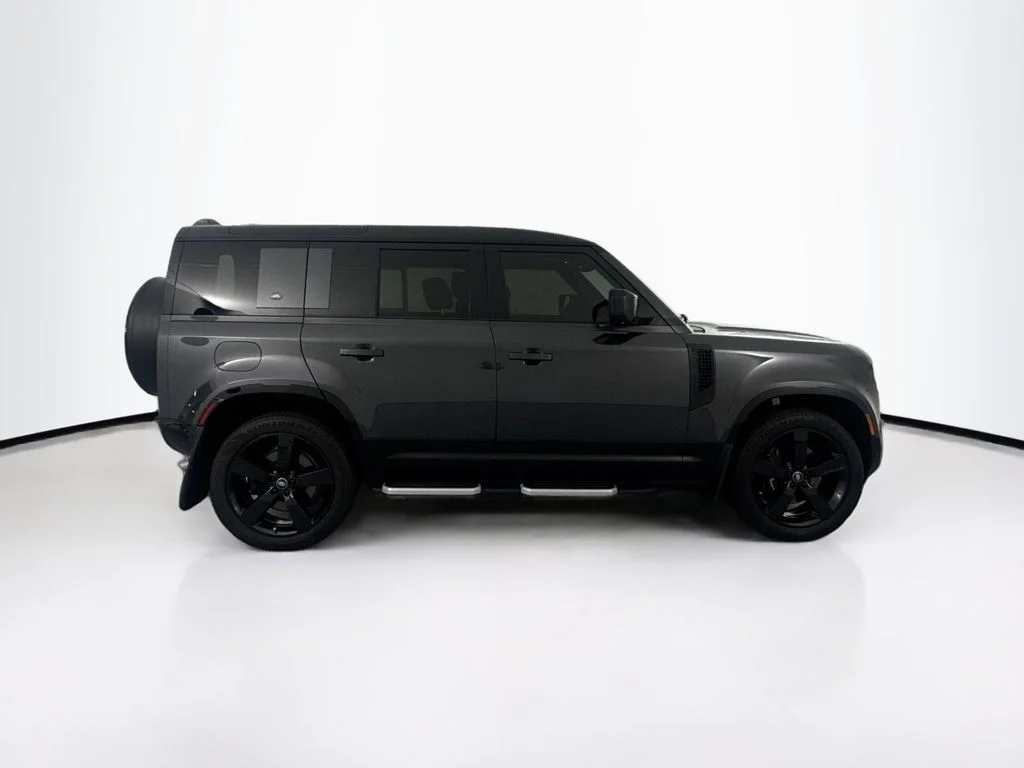 Certified Used 2024 Gray Land Rover V8 image 4