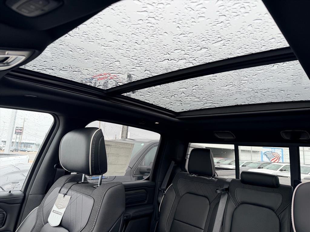 2026 RAM 1500 Limited - Photo 8